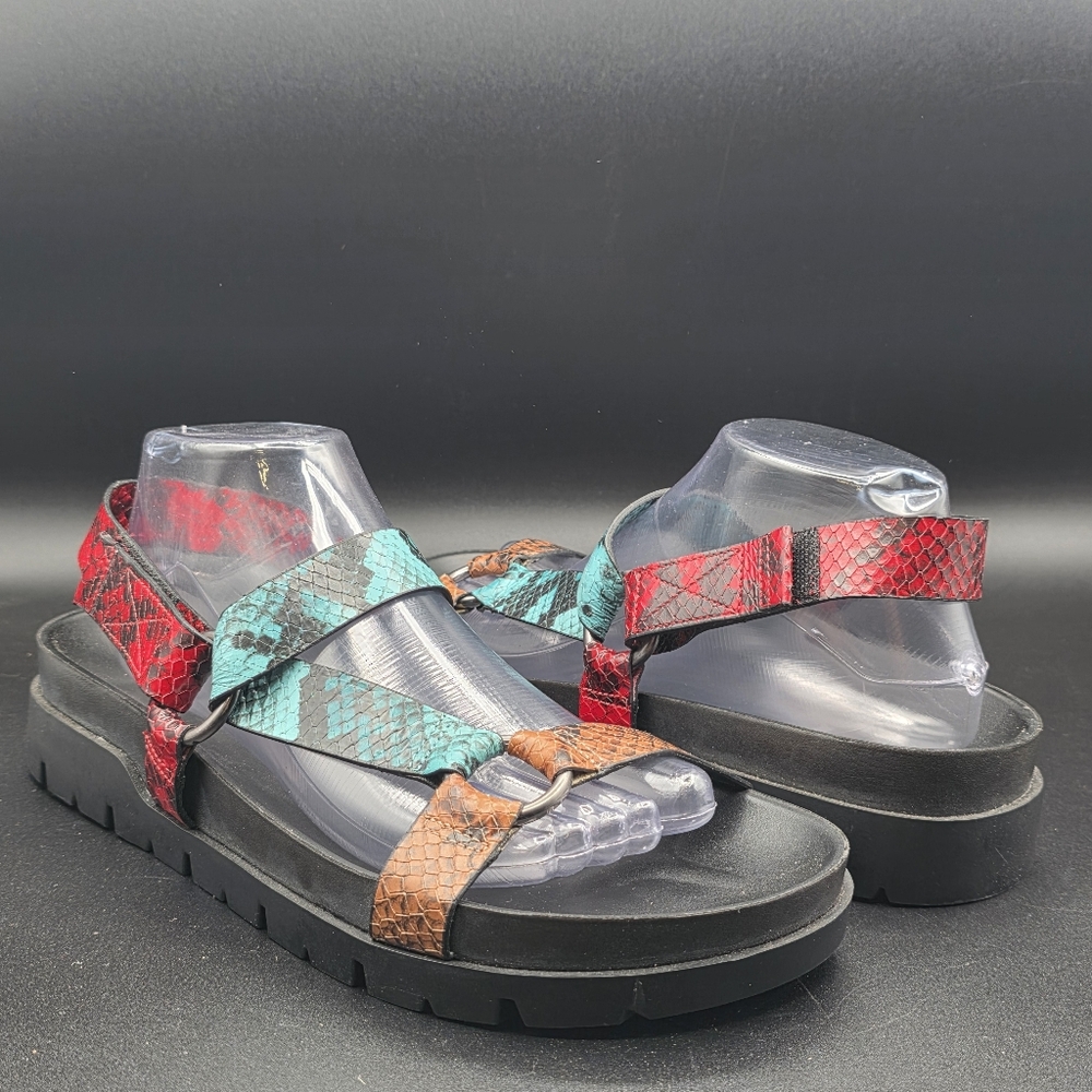 27 EDIT Multicolor Strappy Sandals